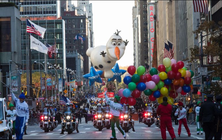 Este jueves se llevó a cabo el desfile de Acción de Gracias en Nueva York. AP/M. Altaffer