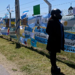 Familiares de tripulantes de submarino reclaman a autoridades