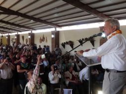 López Obrador anunció que el 12 de diciembre se registrará como precandidato de Morena a la Presidencia de la República. FACEBOOK / Andres Manuel Lopez Obrador