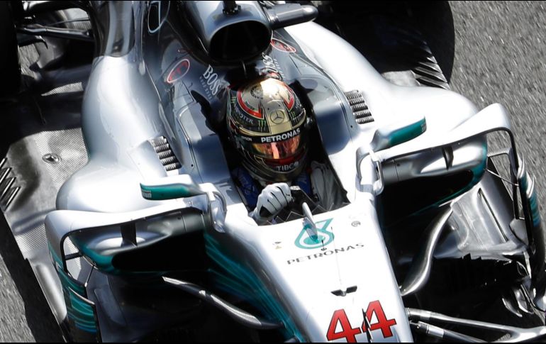 Lewis Hamilton durante el recorrido. AP/L. Bruno