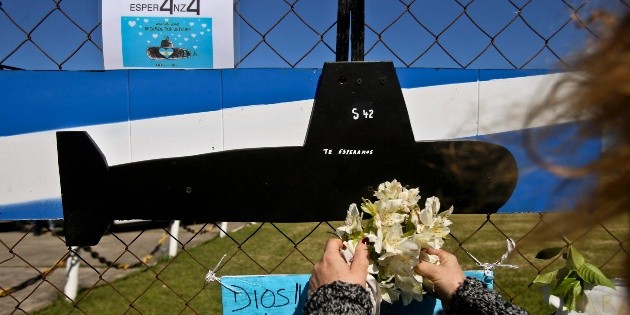 Mal tiempo amenaza b&uacute;squeda del submarino argentino
