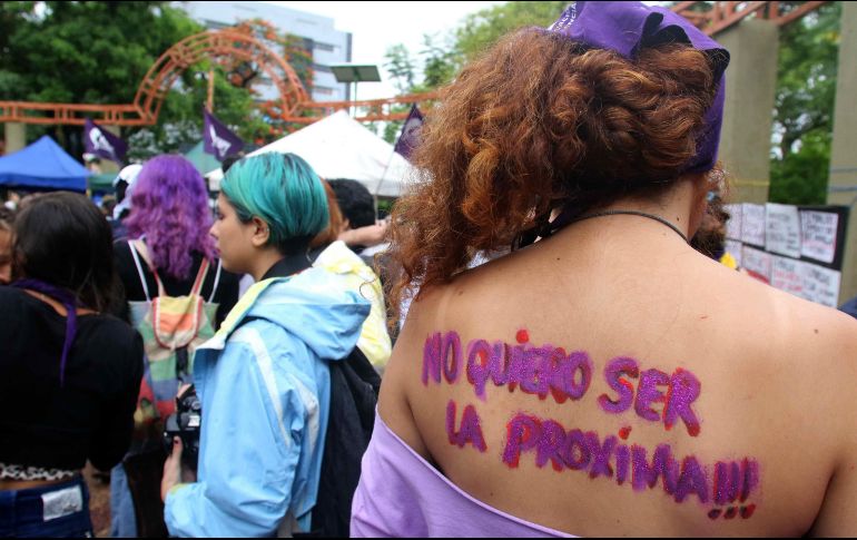 Este sábado, Paraguay  fue invadido con la marcha del Día Internacional para la Eliminación de la Violencia contra las Mujeres. EFE / A. Cristaldo