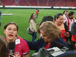 Apoyo. Norma Palafox recibe el cariño y el impulso de su madre (derecha). EL INFORMADOR/F. Atilano