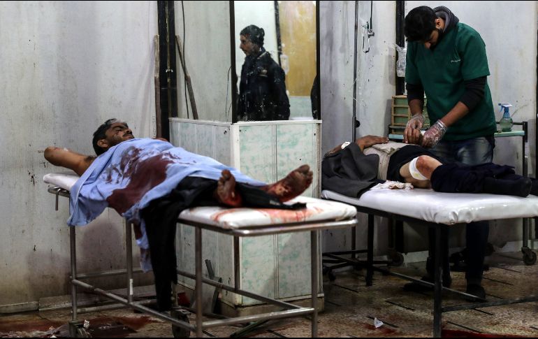Decenas de heridos son atendidos en varios hospitales cercanos a donde ocurrió el ataque. EFE/M. Badra