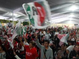 En la sede nacional del partido, en Insurgentes, han instalado carpas para que el domingo se realice un gran evento. NTX / ARCHIVO