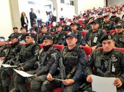 El curso tuvo una duración de una semana, en la que los oficiales cursaron materias como derechos humanos, manejo seguro de armas etc. FACEBOOK / Policía Guadalajara