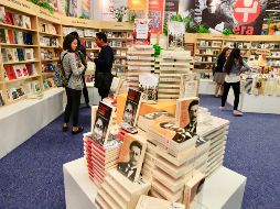 Citan como ejemplo que en Francia, con 66 millones de habitantes cuentan con tres millones de librerías; en México, con 125 millones de personas, sólo hay dos mil 742. NTX / J. Lira