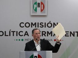 Meade pidió la ayuda de los senadores, quienes podrían hacer trabajo territorial durante la campaña. EFE/ARCHIVO