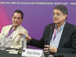 Homenaje. Los escritores Arturo Arias y Sergio Ramírez. EL INFORMAOR/D. Reos