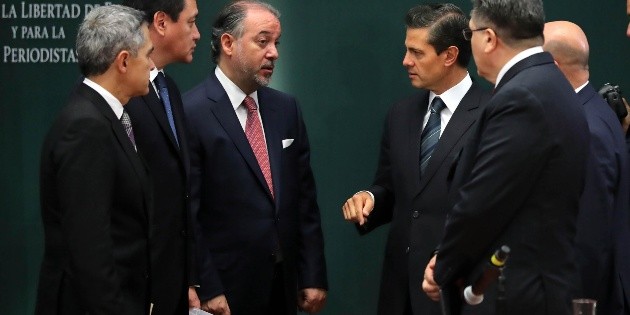 Eliminan el 'pase autom&aacute;tico' del procurador a la Fiscal&iacute;a