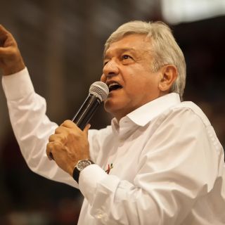 Analiza AMLO amnistía a capos para garantizar paz