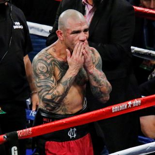 Miguel Cotto tiene triste adiós del boxeo profesional