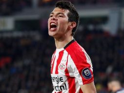 Con el dinero, el jugador mexicano y su equipo buscan ayudar a los damnificados por el terremoto que sacudió el centro del país. ESPECIAL / psv.nl