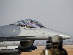 EU envió un bombardero supersónico B-1B sobre Corea del Sur como parte de un ejercicio que involucró a cientos de aviones militares. EFE/ K. Hong-ji