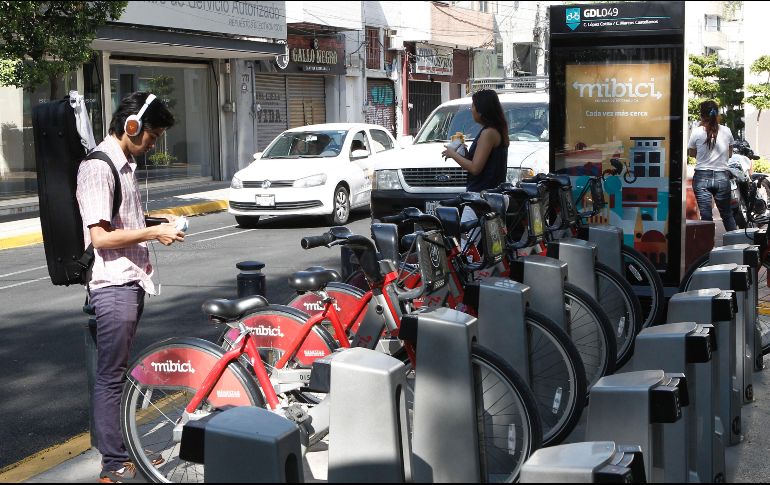 Exponen que el programa de bicicletas públicas ha dado buenos resultados y ha aumentado el uso de esta alternativa de transporte. EL INFORMADOR / ARCHIVO