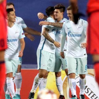 Con Carlos Vela en la banca, la Real Sociedad cae en Europa League