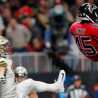 Falcons rescata triunfo ante Saints
