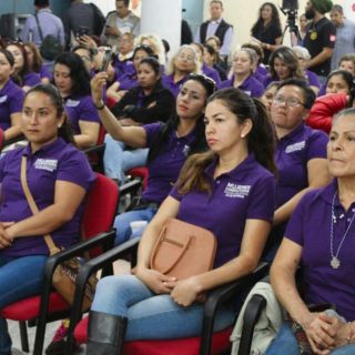 Inicia programa Mujeres Conductoras del Sitran
