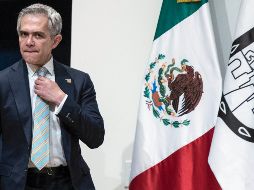 Durante su reporte matutino, el Jefe de Gobierno informa que hasta el momento, no hay ninguna renuncia de parte de funcionarios de su gobierno. SUN / C. Rogel