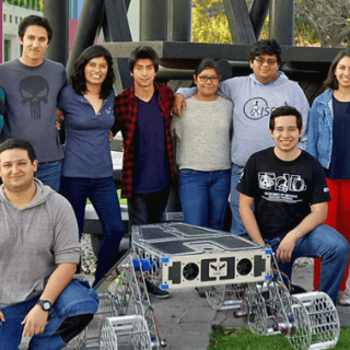 Robot creado por mexicanos concursará en la NASA