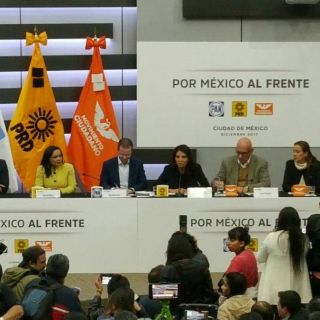 Registran PAN, PRD y MC coalición “Por México al Frente”