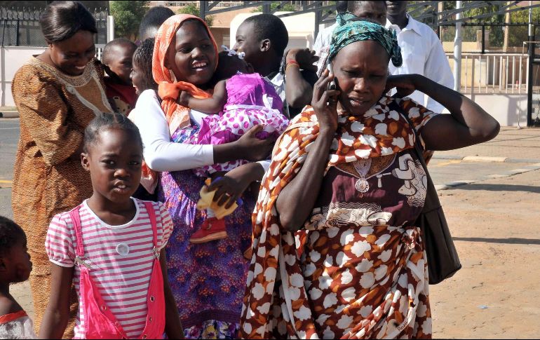 Grupos de activistas pidieron al Gobierno sudanés la anulación de la ley que criminaliza llevar indumentaria corta. AFP/ARCHIVO
