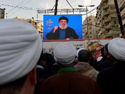 Hasan Nasralá se dirige a miles de personas congregadas en Beirut y dice que es momento de aislar a Israel. EFE / W- Hamzeh