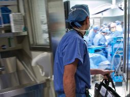 Señalan que en los últimos dos años ha habido un aumento de casos de pacientes con procedimientos mal realizados. EFE / ARCHIVO