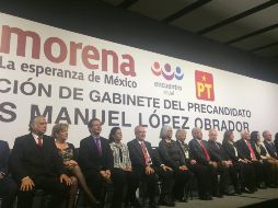 Cabe recordar que Andrés Manuel propuso mover las sedes de las distintas dependencias hacia otros estados de la República y sólo Presidencia, Gobernación, Hacienda, Relaciones Exteriores, Defensa y Marina en la Ciudad de México. TWITTER / @Claudiashein