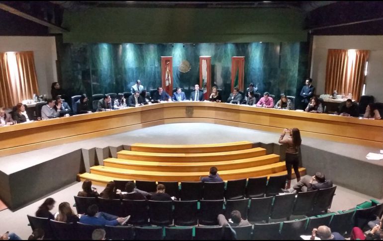 El pleno del Ayuntamiento de Zapopan aprobó el presupuesto de egresos para el ejercicio fiscal 2018 por siete mil 599 MDP. TWITTER / @ZapopanGob