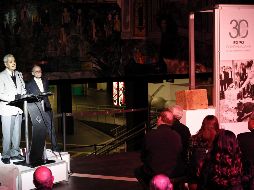 Trabajadores y amigos se reunieron en un coctel previo a la cena de fin de año con motivo del 30 aniversario. EL INFORMADOR/A. Camacho