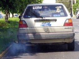 Además de la afinación, también se deben evitar acelerones y frenadas bruscas, por lo que es recomendable mantener una velocidad constante. EL INFORMADOR / ARCHIVO