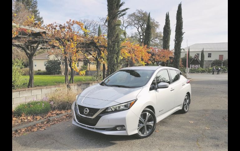 Esta semana en la portada del suplemento te presentamos la evolución del Leaf 2018, el vehículo eléctrico de Nissan