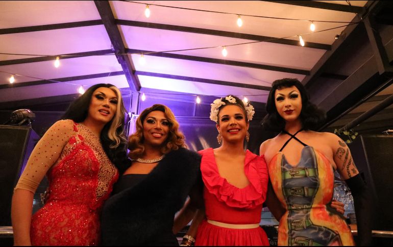 Shangela, April Carrión, Alyssa Edwards, Manila Luzon, Gia Gunn y y Violet Chachki, fueron las reinas de la noche al presentar sus performances cargados de energía. ESPECIAL / M. Orozco