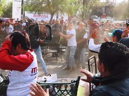 El viernes, simpatizantes del PRD y Morena protagonizaron una pelea en la delegación Coyoacán. SUN / I. Olivares