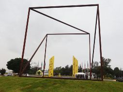 El “Cubo torcido” se encuentra en las cercanías del Parque Metropolitano, en Zapopan. EL INFORMADOR / G. Gallo