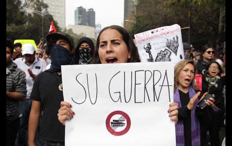 Con variados mensajes en letreros expresaron su rechazo a la ley. EFE/M. Guzmán