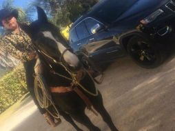 De acuerdo con las señas físicas y los tatuajes que llevaba la víctima, la Fiscalía lo identifica como Juan Luis Laguna Rosales. TWITTER / @culiacanpirata