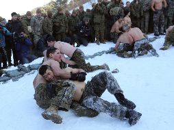 Fotogalería: Marinos desafían frío en entrenamiento