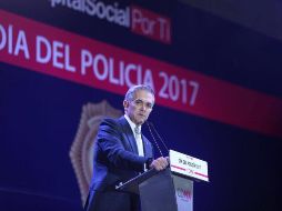 Mancera anunció que la Sedesol entregará a partir de este martes, mil kits de autoconstrucción por un monto de hasta 10 mil pesos cada uno. TWITTER / @ManceraMiguelMX