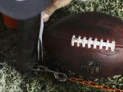 El trozo de papel bond que el referee Gene Steratore cargaba en la bolsa trasera de su pantalón decidió el destino de los Raiders y le dio vida a los Cowboys.