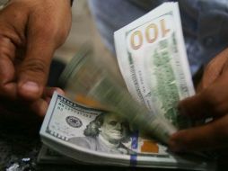 Banco Base señala que para este día se estima que el tipo de cambio cotice entre 19.28 y 19.37 pesos por dólar. EFE / ARCHIVO