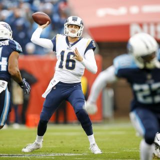 Los Rams vencen a Titans y se coronan en el Oeste de la Nacional