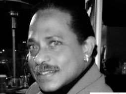 Casanova murió por deficiencias respiratorias a los 50 años de edad. TWITTER /@ANDIMexico