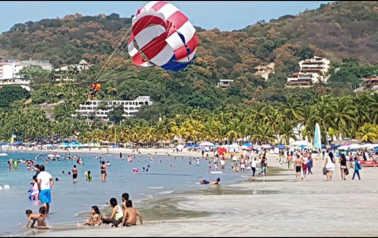 Pese a los hechos de violencia. El puerto de Acapulco, hasta el momento registra una ocupación hotelera del 81 por ciento. NTX / ESPECIAL