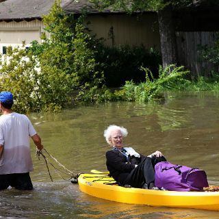 Houston inicia evaluación de daños por 'Harvey'