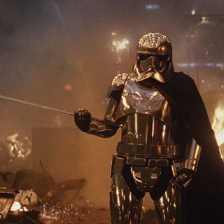 "Star Wars" celebra la Navidad como líder de la taquilla en EU