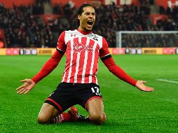 La cifra de 70 millones de libras (94 millones de dólares) podría llegar a 75 millones de libras de acuerdo con el rendimiento del jugador en Anfield. AFP / ARCHIVO