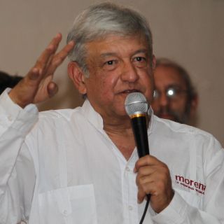 López Obrador llama a INE "alcahuete" y a consejeros "cínicos"