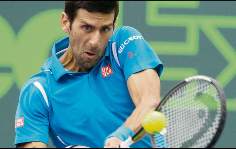 Favorito. Ante la ausencia de Rafael Nadal, el serbio Novak Djokovic (foto) es el principal candidato al título. AP